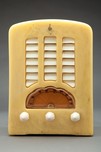 Emerson BT-245 ”Tombstone” Alabaster + White Catalin Radio